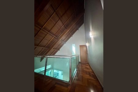 Casa à venda com 360m², 3 quartos e 4 vagas