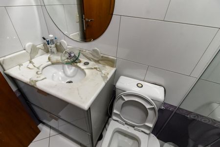 Casa à venda com 360m², 3 quartos e 4 vagas Casa à venda com 360m², 3 quartos e 4 vagasBanheiro da Suíte 1