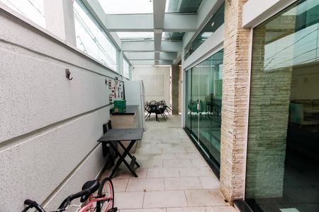 Casa à venda com 360m², 3 quartos e 4 vagas Casa à venda com 360m², 3 quartos e 4 vagasQuintal