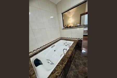 Casa à venda com 360m², 3 quartos e 4 vagas