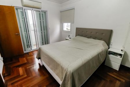 Casa à venda com 360m², 3 quartos e 4 vagas Casa à venda com 360m², 3 quartos e 4 vagasSuíte 2