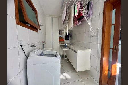 Casa à venda com 360m², 3 quartos e 4 vagas