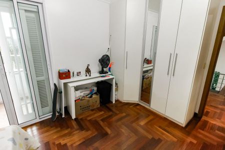 Casa à venda com 360m², 3 quartos e 4 vagas Casa à venda com 360m², 3 quartos e 4 vagasSuíte 1