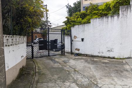 Casa de condomínio à venda com 51m², 2 quartos e 1 vaga Casa de condomínio à venda com 51m², 2 quartos e 1 vagaÁrea comum