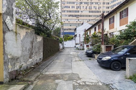 Casa de condomínio à venda com 51m², 2 quartos e 1 vaga Casa de condomínio à venda com 51m², 2 quartos e 1 vagaÁrea comum