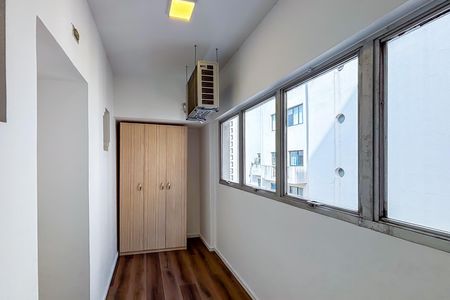Apartamento para alugar com 314m², 5 quartos e 4 vagas