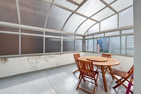Apartamento para alugar com 314m², 5 quartos e 4 vagas