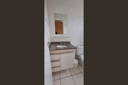 Apartamento para alugar com 61m², 2 quartos e 1 vaga Apartamento para alugar com 61m², 2 quartos e 1 vagaBanheiro da Suíte