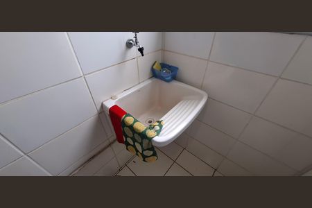 Apartamento para alugar com 61m², 2 quartos e 1 vaga Apartamento para alugar com 61m², 2 quartos e 1 vagaCozinha e Área de Serviço