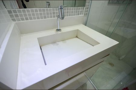 Apartamento à venda com 51m², 2 quartos e 1 vaga Apartamento à venda com 51m², 2 quartos e 1 vagaBanheiro