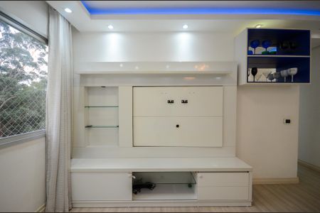 Apartamento à venda com 51m², 2 quartos e 1 vaga Apartamento à venda com 51m², 2 quartos e 1 vagaSala