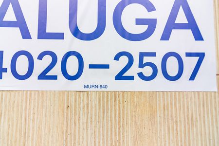 Casa para alugar com 13m², 1 quarto e sem vaga Casa para alugar com 13m², 1 quarto e sem vagaCode