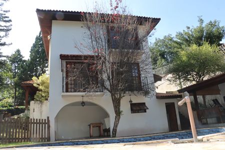 Casa de Condomínio para alugar com 4 quartos, 496m² em Granja Viana, Cotia