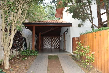 Casa de Condomínio para alugar com 4 quartos, 496m² em Granja Viana, Cotia