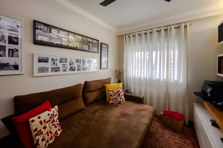 Apartamento à venda com 190m², 4 quartos e 3 vagas Apartamento à venda com 190m², 4 quartos e 3 vagasSala de TV