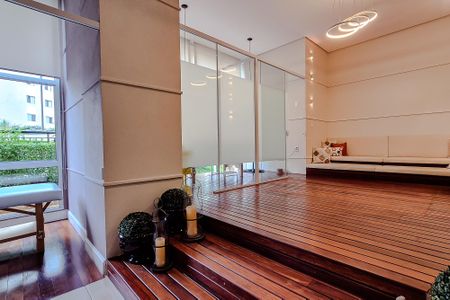 Apartamento à venda com 190m², 4 quartos e 3 vagas Apartamento à venda com 190m², 4 quartos e 3 vagasÁrea comum