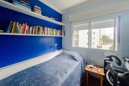 Apartamento à venda com 190m², 4 quartos e 3 vagas Apartamento à venda com 190m², 4 quartos e 3 vagasQuarto 1 - Suíte