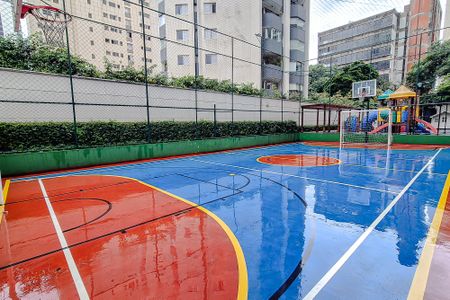 Apartamento à venda com 190m², 4 quartos e 3 vagas Apartamento à venda com 190m², 4 quartos e 3 vagasQuadra Esportiva