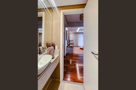 Apartamento à venda com 190m², 4 quartos e 3 vagas Apartamento à venda com 190m², 4 quartos e 3 vagasLavabo