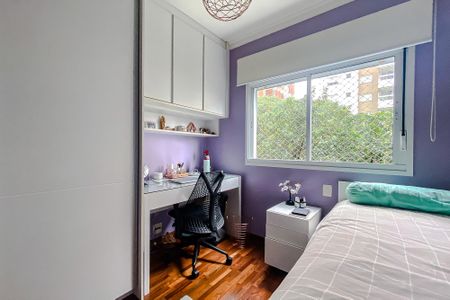 Apartamento à venda com 190m², 4 quartos e 3 vagas Apartamento à venda com 190m², 4 quartos e 3 vagasQuarto 3 - Suíte