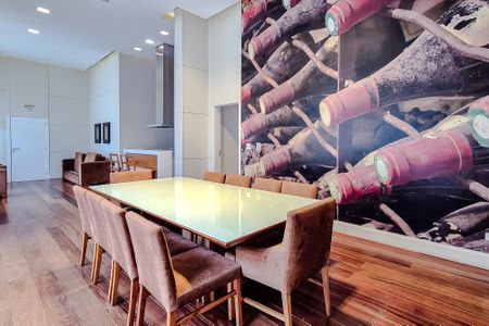 Apartamento à venda com 190m², 4 quartos e 3 vagas Apartamento à venda com 190m², 4 quartos e 3 vagasÁrea comum