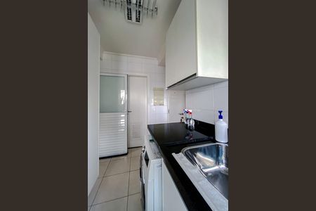 Apartamento à venda com 190m², 4 quartos e 3 vagas Apartamento à venda com 190m², 4 quartos e 3 vagasÁrea de Serviço