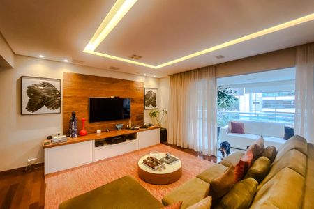 Apartamento à venda com 190m², 4 quartos e 3 vagas Apartamento à venda com 190m², 4 quartos e 3 vagasSala