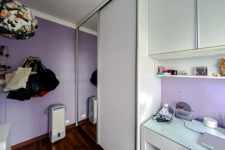Apartamento à venda com 190m², 4 quartos e 3 vagas Apartamento à venda com 190m², 4 quartos e 3 vagasQuarto 3 - Suíte