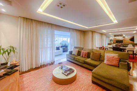 Apartamento à venda com 190m², 4 quartos e 3 vagas Apartamento à venda com 190m², 4 quartos e 3 vagasSala