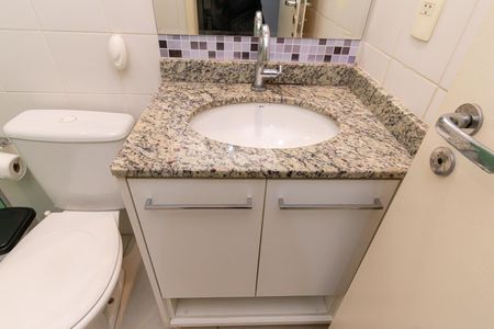Apartamento à venda com 139m², 2 quartos e 2 vagas Apartamento à venda com 139m², 2 quartos e 2 vagasBanheiro 2
