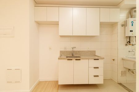 Apartamento para alugar com 47m², 2 quartos e 1 vaga Apartamento para alugar com 47m², 2 quartos e 1 vagaCozinha e Área de Serviço