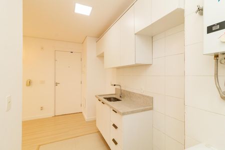 Apartamento para alugar com 47m², 2 quartos e 1 vaga Apartamento para alugar com 47m², 2 quartos e 1 vagaCozinha e Área de Serviço