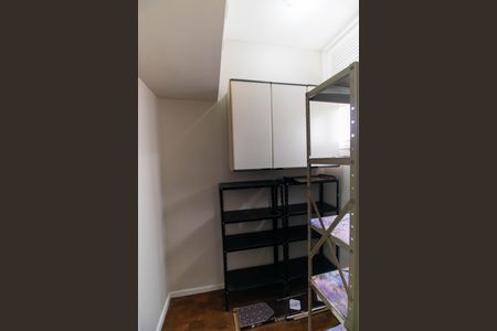 Apartamento para alugar com 136m², 4 quartos e 1 vaga Apartamento para alugar com 136m², 4 quartos e 1 vagaQuarto de Serviço