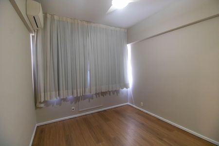 Apartamento para alugar com 136m², 4 quartos e 1 vaga Apartamento para alugar com 136m², 4 quartos e 1 vagaQuarto 3
