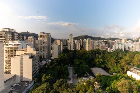 Apartamento para alugar com 136m², 4 quartos e 1 vaga Apartamento para alugar com 136m², 4 quartos e 1 vagaVista do Quarto 1