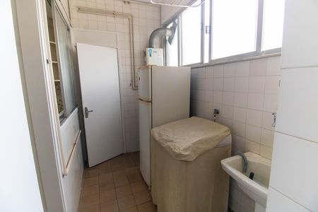 Apartamento para alugar com 136m², 4 quartos e 1 vaga Apartamento para alugar com 136m², 4 quartos e 1 vagaÁrea de Serviço