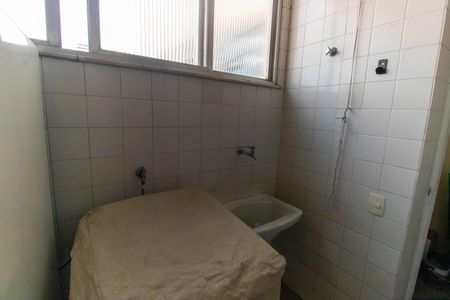 Apartamento para alugar com 136m², 4 quartos e 1 vaga Apartamento para alugar com 136m², 4 quartos e 1 vagaÁrea de Serviço