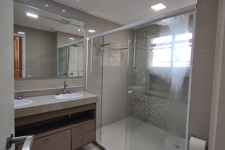 Apartamento para alugar com 179m², 3 quartos e 3 vagasBanheiro da Suíte 1