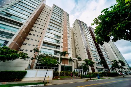 Apartamento para alugar com 179m², 3 quartos e 3 vagasFachada