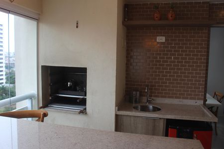Apartamento para alugar com 179m², 3 quartos e 3 vagasVaranda
