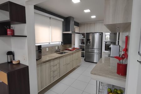 Apartamento para alugar com 179m², 3 quartos e 3 vagasCozinha