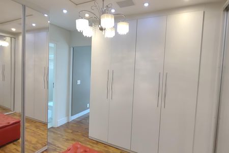 Apartamento para alugar com 179m², 3 quartos e 3 vagasCloset da suíte 1