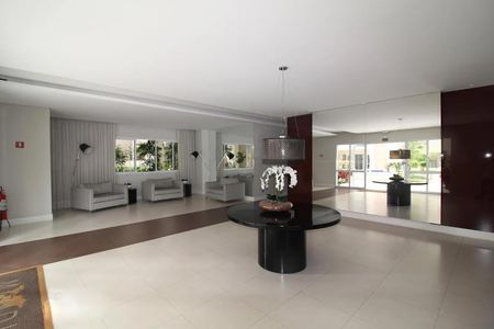 Apartamento para alugar com 179m², 3 quartos e 3 vagasHall social