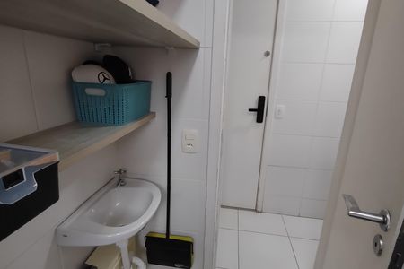 Apartamento para alugar com 179m², 3 quartos e 3 vagasBanheiro