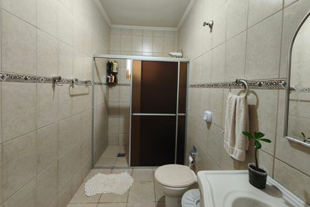Casa à venda com 118m², 2 quartos e 2 vagas Casa à venda com 118m², 2 quartos e 2 vagasBanheiro Social