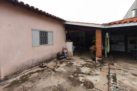 Casa à venda com 118m², 2 quartos e 2 vagas Casa à venda com 118m², 2 quartos e 2 vagasQuintal