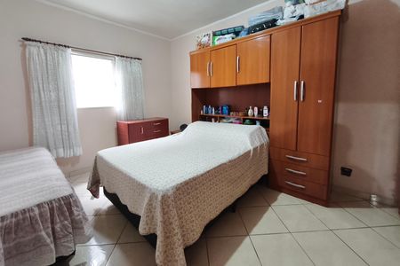 Casa à venda com 118m², 2 quartos e 2 vagas Casa à venda com 118m², 2 quartos e 2 vagasQuarto Suíte