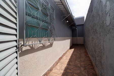 Casa para alugar com 140m², 3 quartos e 4 vagas Casa para alugar com 140m², 3 quartos e 4 vagasCorredor