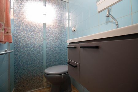 Casa para alugar com 140m², 3 quartos e 4 vagas Casa para alugar com 140m², 3 quartos e 4 vagasBanheiro Social