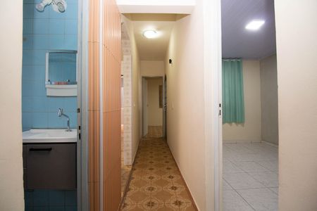 Casa para alugar com 140m², 3 quartos e 4 vagas Casa para alugar com 140m², 3 quartos e 4 vagasCorredor